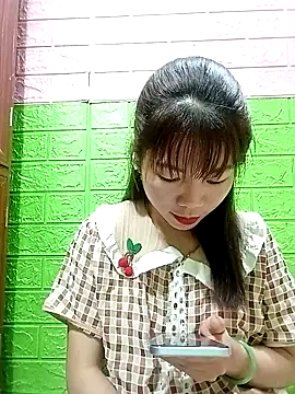 AmyLinee01 webcam