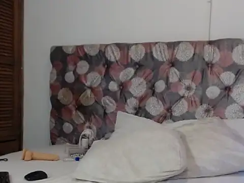 MelodyMansson webcam
