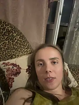 AlisaKissss webcam