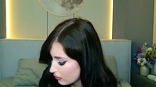EmmaLawrens webcam