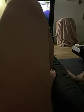 LadyLeni webcam