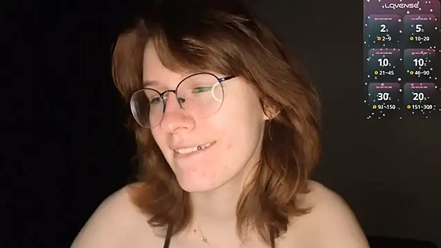 PliantMissus live cam on StripChat