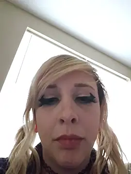 AmethystFoxx webcam