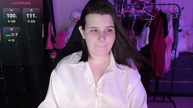 AmyVibess webcam