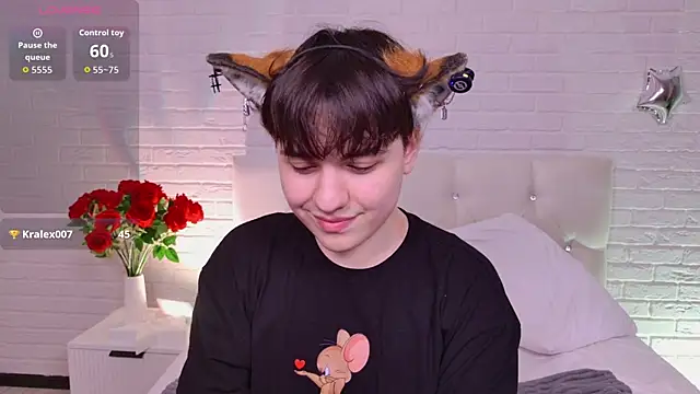 FetishFox webcam
