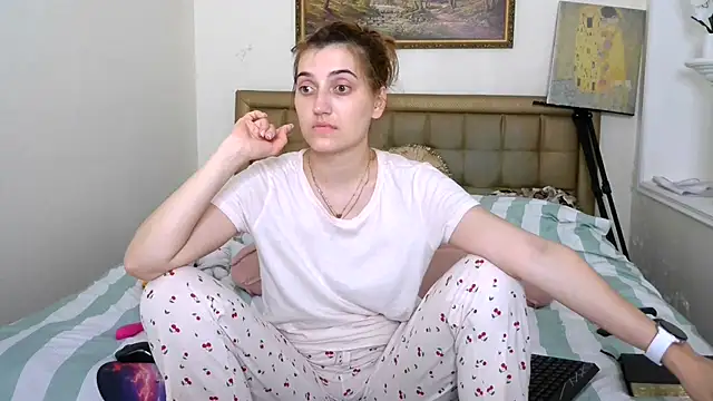 Iren 😅 free nude webcam
