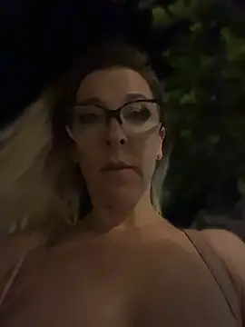 nikytax (F milf) - squirt in your pants, if you wish