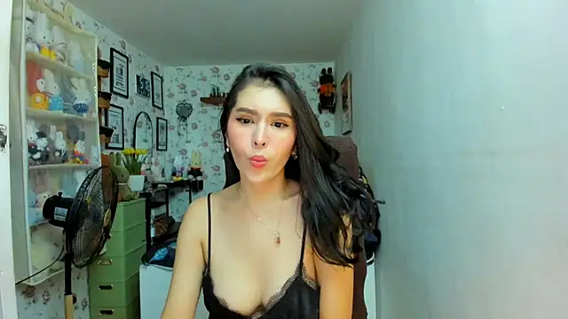SensualSanya webcam