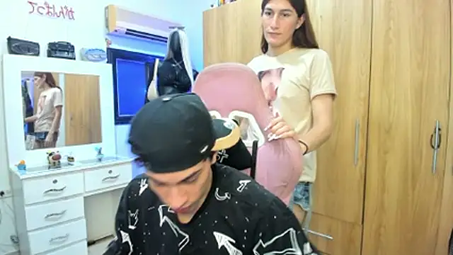 Pride_couple webcam