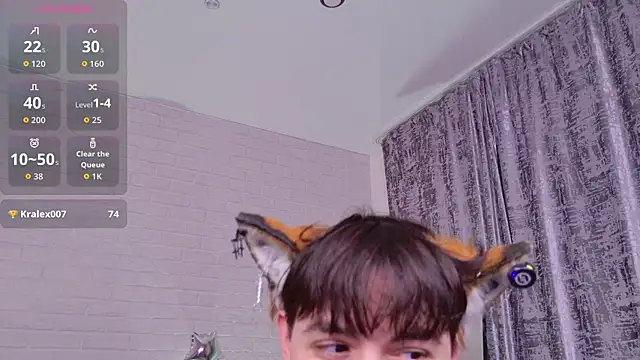 FetishFox webcam