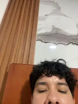 12Alex9 webcam
