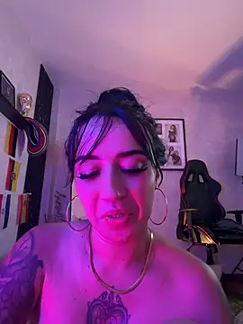 EmmyEvans1 webcam
