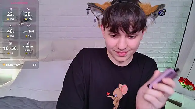 FetishFox live cam on StripChat