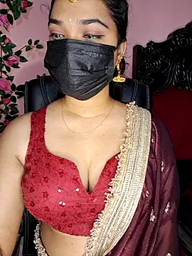 Ismanur11 live cam on Stripchat