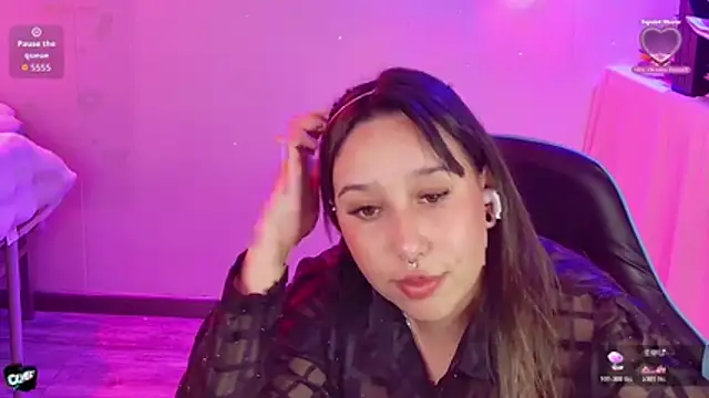 Skarlet_Adams28 webcam