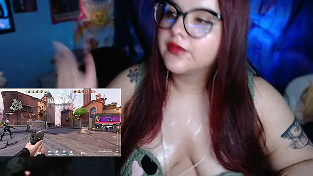 Annee23 live cam on StripChat