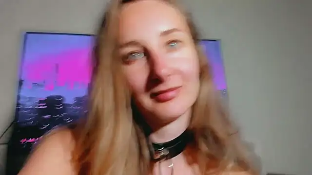 Maiami000 webcam