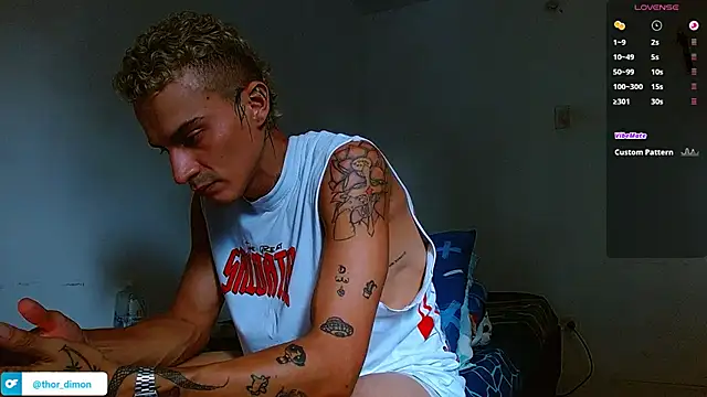 bray_hotboy777 webcam