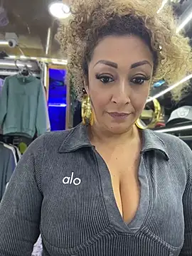Katti_Barrera webcam