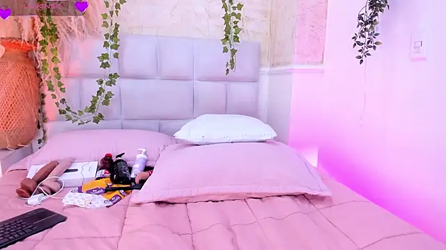 JulietaKane webcam