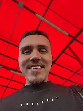 adam-rivera webcam