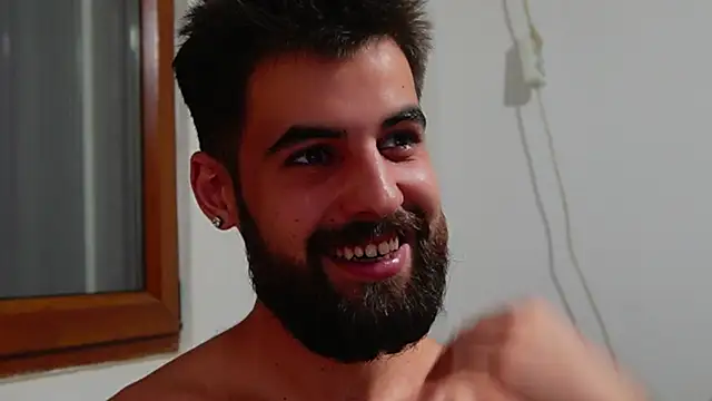 HairyRobxxx webcam
