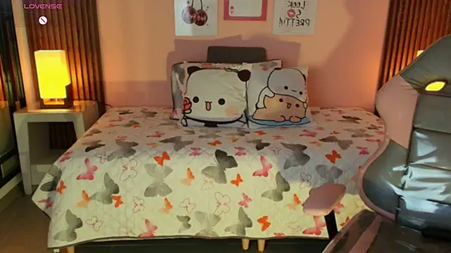 _meliblue - _meliblue's free webcam - UK Sex Cams