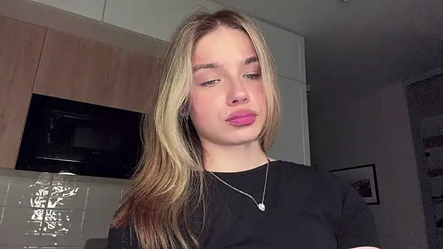 earthastinett - EarthaStinett's free webcam - UK Sex Cams