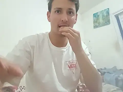 welltommy2001 webcam