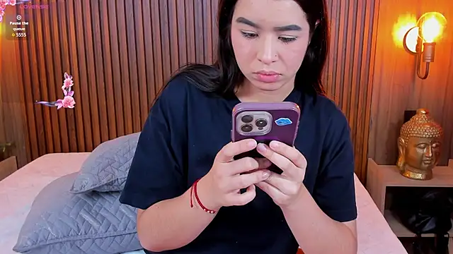 SophieBuitrago webcam