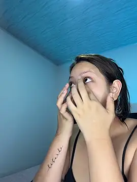 HayleyRoss_ webcam