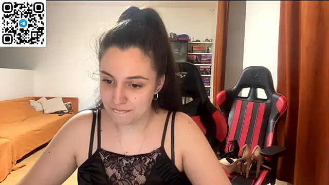 SweetFenomen67 webcam