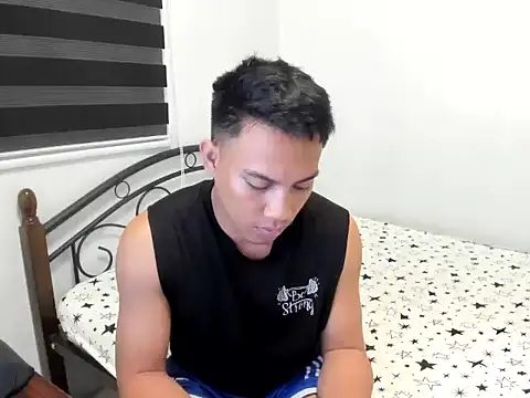 urfucker_vinz webcam
