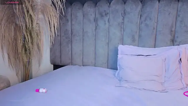 lunar_lustx webcam