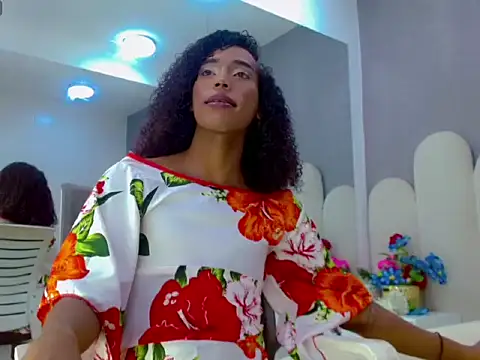 bella_77_ webcam