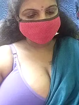 Poojitha-Queen webcam