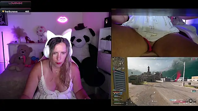 Angie-night webcam