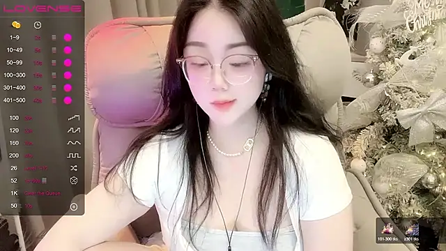 Monica-666888- webcam