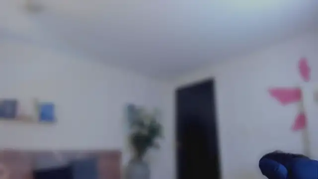 YariRose live cam on StripChat
