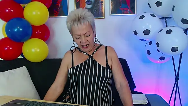 Jacky_Smith1 webcam