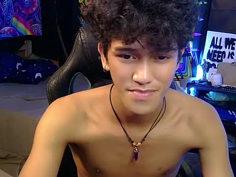 hugekenbigcock webcam