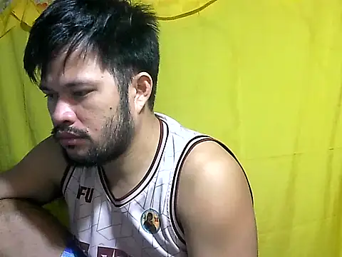 HairyHottestpinoyHandsome webcam