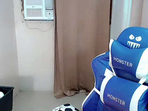 Ur_Goddes_Barbie webcam