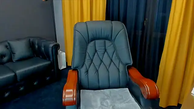 HaleySweet18 webcam