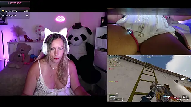 Angie-night webcam