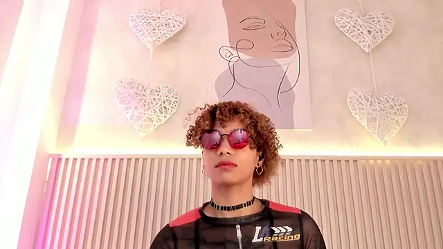 daiana_curly webcam