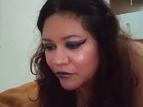 Kitty_WetXxX webcam