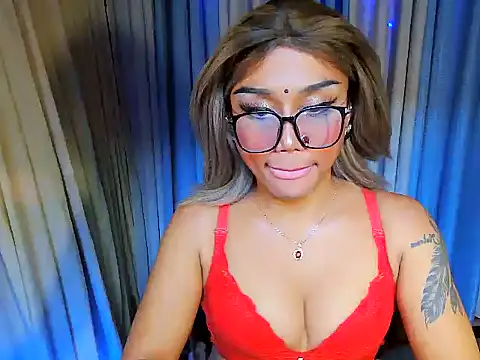 Smigitinrose - Trans webcam sex chat