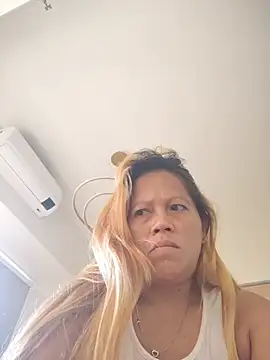 CockBiter83 webcam