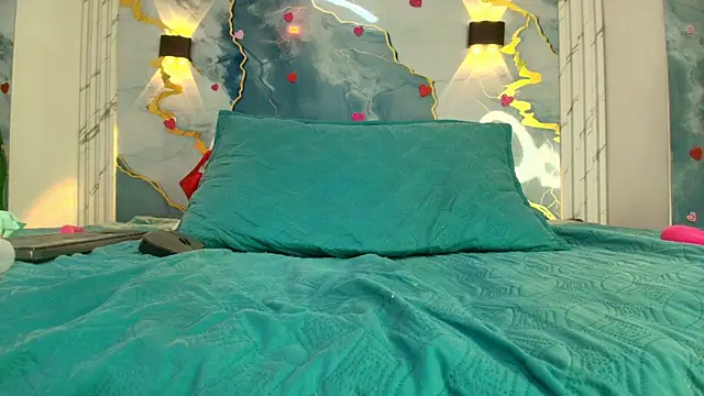 crystal_love08 live cam on StripChat